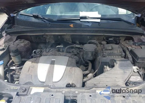 2011 Kia Sorento Lx V6 z USA, uszkodzony, nr VIN 5XYKTDA24BG079273